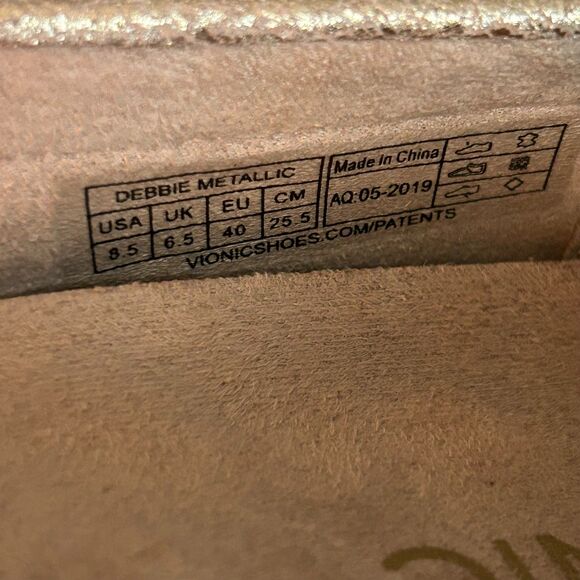 Vionic Debbie Metallic Rose Gold Leather Loafer Size 8.5 - Picture 6 of 6